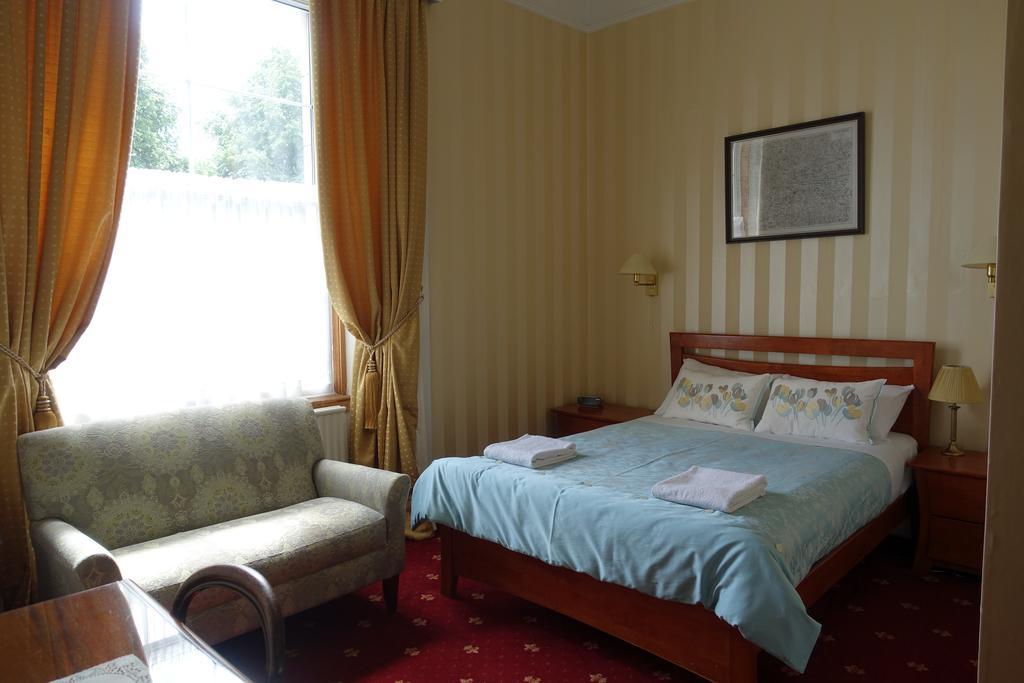 Ashgrove House Hotel Единбург Екстериор снимка